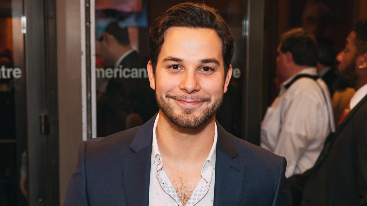 OP - Time and the Conways - Skylar Astin - 10/17 - Emilio Madrid-Kuser